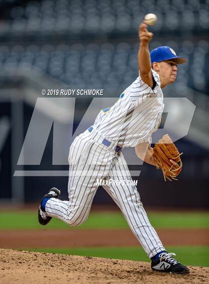 Thumbnail 1 in CIF San Diego Section All-Star Game photogallery.