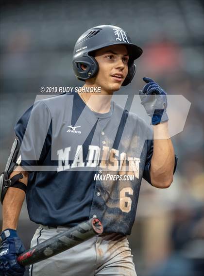 Thumbnail 2 in CIF San Diego Section All-Star Game photogallery.