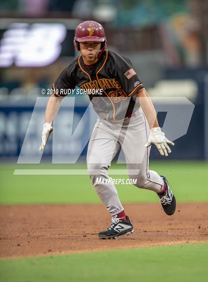 Thumbnail 1 in CIF San Diego Section All-Star Game photogallery.