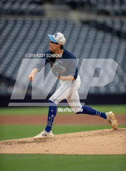 Thumbnail 1 in CIF San Diego Section All-Star Game photogallery.