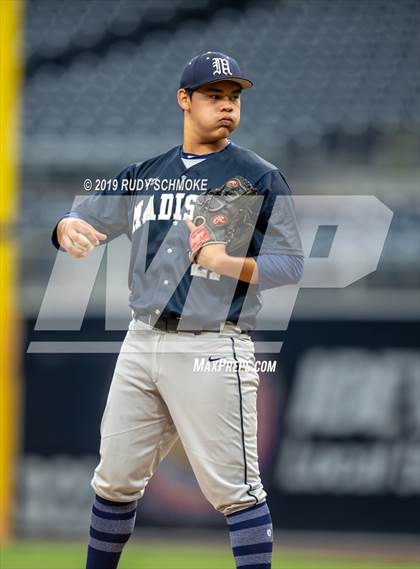 Thumbnail 1 in CIF San Diego Section All-Star Game photogallery.