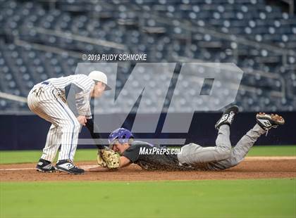 Thumbnail 1 in CIF San Diego Section All-Star Game photogallery.