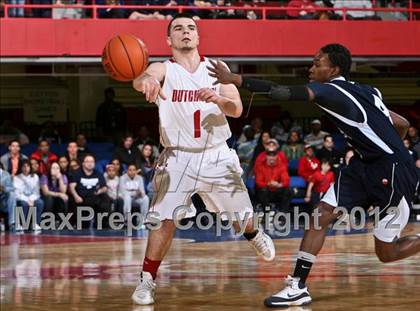 Thumbnail 3 in Tappan Zee vs Poughkeepsie (Section 1 Class A Final) photogallery.