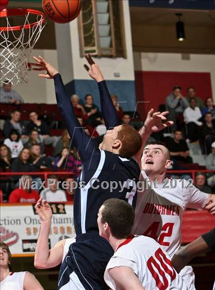 Thumbnail 1 in Tappan Zee vs Poughkeepsie (Section 1 Class A Final) photogallery.