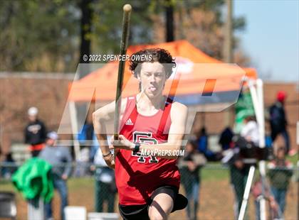 Thumbnail 2 in Queen City Relays photogallery.