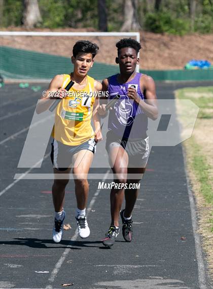Thumbnail 1 in Queen City Relays photogallery.
