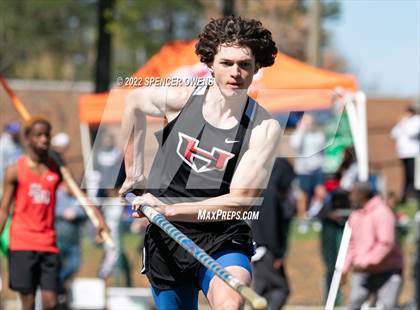 Thumbnail 1 in Queen City Relays photogallery.