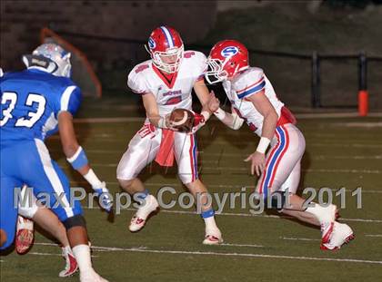 Thumbnail 3 in River Oaks vs. Simpson Academy (MAIS Class AA Championship) photogallery.