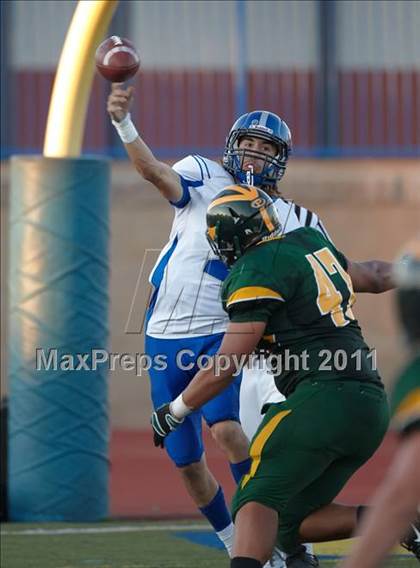Thumbnail 2 in Placer vs. Brookside Christian (Smackdown at Sactown) photogallery.