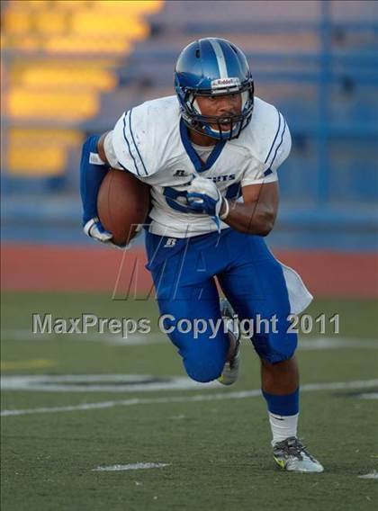 Thumbnail 3 in Placer vs. Brookside Christian (Smackdown at Sactown) photogallery.