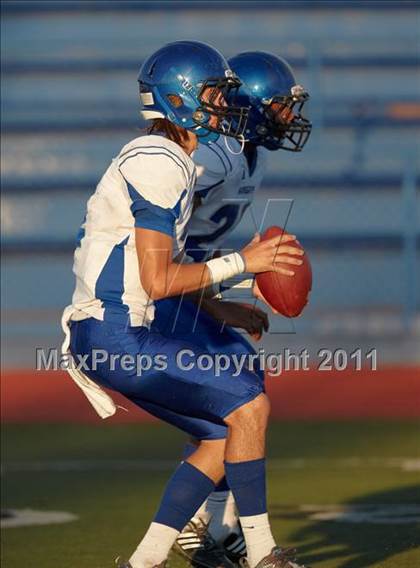 Thumbnail 2 in Placer vs. Brookside Christian (Smackdown at Sactown) photogallery.
