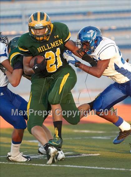 Thumbnail 2 in Placer vs. Brookside Christian (Smackdown at Sactown) photogallery.