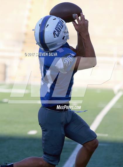 Thumbnail 2 in Monte Vista vs. San Diego (CIF SDS D4 Final) photogallery.