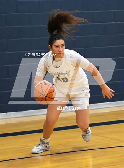 Thumbnail 3 in Miami Country Day vs. Archbishop Mitty (Nike Tournament of Champions)  photogallery.