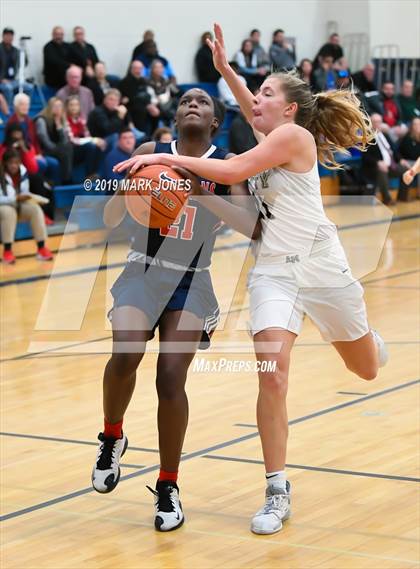 Thumbnail 3 in Miami Country Day vs. Archbishop Mitty (Nike Tournament of Champions)  photogallery.