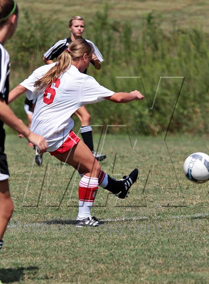 Thumbnail 2 in South-Doyle vs Pigeon Forge photogallery.