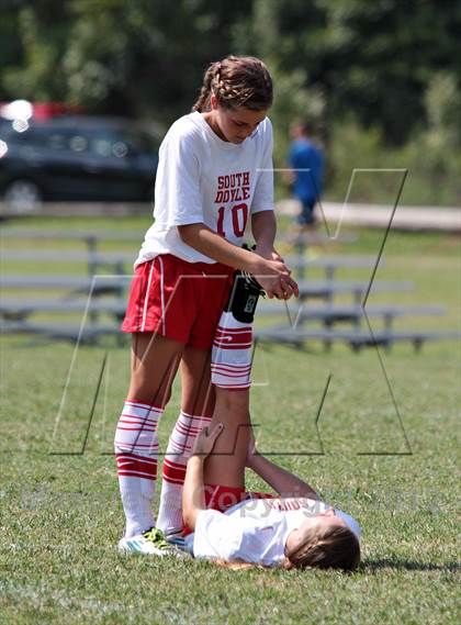 Thumbnail 1 in South-Doyle vs Pigeon Forge photogallery.
