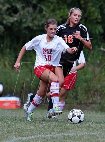 Thumbnail 2 in South-Doyle vs Pigeon Forge photogallery.