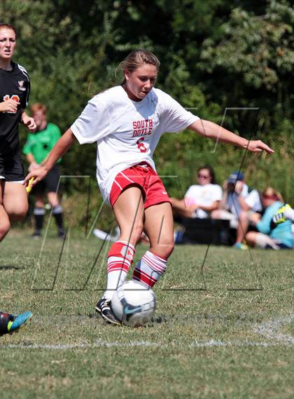 Thumbnail 3 in South-Doyle vs Pigeon Forge photogallery.