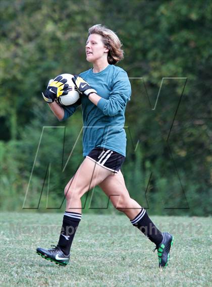 Thumbnail 3 in South-Doyle vs Pigeon Forge photogallery.
