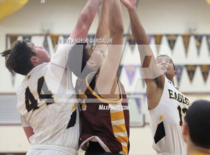 Thumbnail 1 in Del Oro vs Liberty (37th Stonebarger Tournament Final) photogallery.