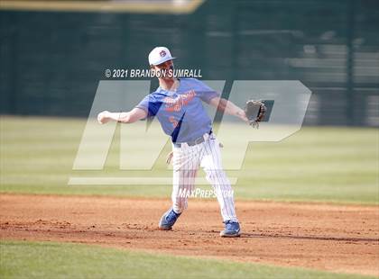 Thumbnail 2 in Chilton County vs Jemison (Chilton County Tournament) photogallery.