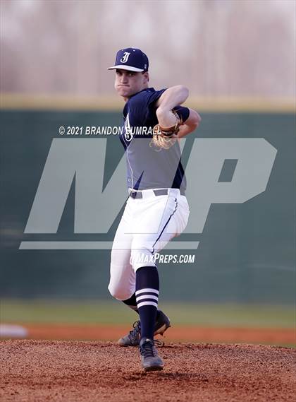 Thumbnail 1 in Chilton County vs Jemison (Chilton County Tournament) photogallery.