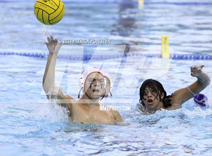 Thumbnail 2 in Taft @ Warren photogallery.