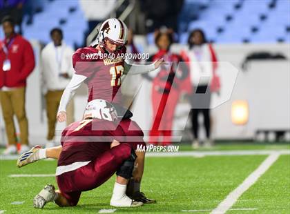 Thumbnail 3 in Seventy-First vs Hickory (NCHSAA 3A Finals) photogallery.