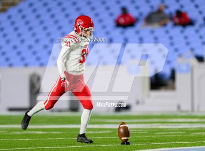 Thumbnail 2 in Seventy-First vs Hickory (NCHSAA 3A Finals) photogallery.