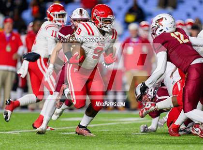 Thumbnail 3 in Seventy-First vs Hickory (NCHSAA 3A Finals) photogallery.