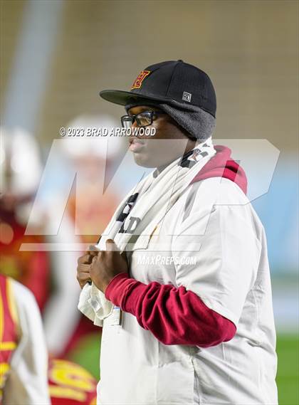 Thumbnail 3 in Seventy-First vs Hickory (NCHSAA 3A Finals) photogallery.