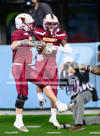 Thumbnail 3 in Seventy-First vs Hickory (NCHSAA 3A Finals) photogallery.