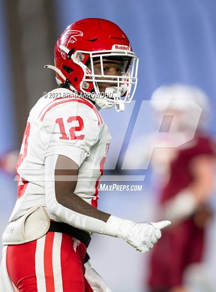 Thumbnail 2 in Seventy-First vs Hickory (NCHSAA 3A Finals) photogallery.