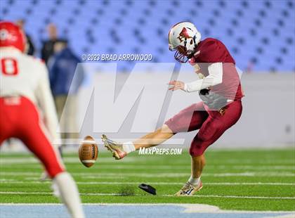 Thumbnail 3 in Seventy-First vs Hickory (NCHSAA 3A Finals) photogallery.