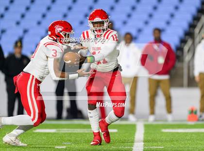 Thumbnail 2 in Seventy-First vs Hickory (NCHSAA 3A Finals) photogallery.