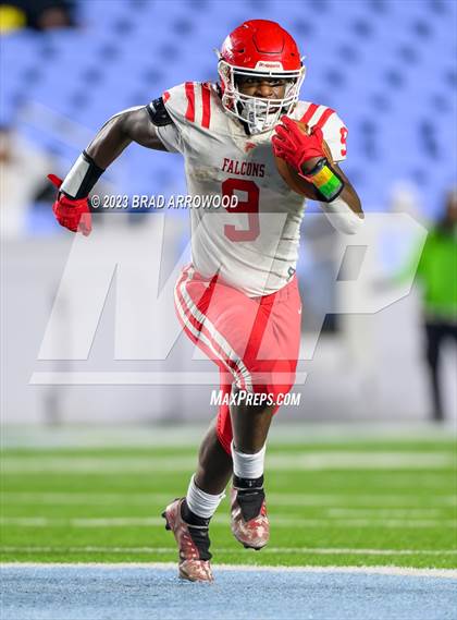 Thumbnail 3 in Seventy-First vs Hickory (NCHSAA 3A Finals) photogallery.