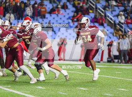 Thumbnail 3 in Seventy-First vs Hickory (NCHSAA 3A Finals) photogallery.