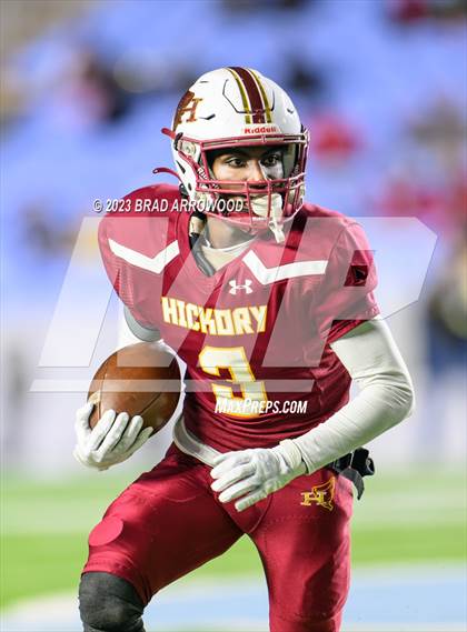 Thumbnail 3 in Seventy-First vs Hickory (NCHSAA 3A Finals) photogallery.