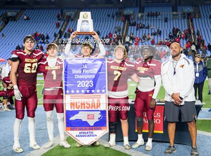 Thumbnail 3 in Seventy-First vs Hickory (NCHSAA 3A Finals) photogallery.