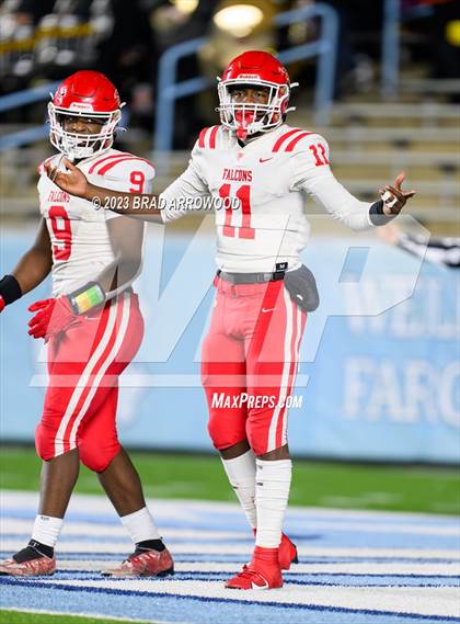 Thumbnail 1 in Seventy-First vs Hickory (NCHSAA 3A Finals) photogallery.