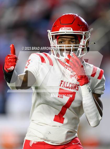 Thumbnail 3 in Seventy-First vs Hickory (NCHSAA 3A Finals) photogallery.