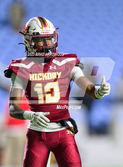 Thumbnail 3 in Seventy-First vs Hickory (NCHSAA 3A Finals) photogallery.