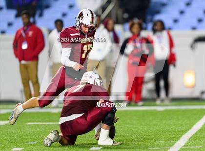 Thumbnail 2 in Seventy-First vs Hickory (NCHSAA 3A Finals) photogallery.