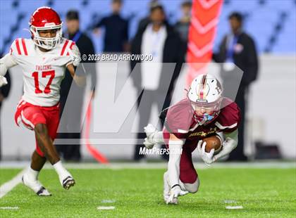 Thumbnail 3 in Seventy-First vs Hickory (NCHSAA 3A Finals) photogallery.