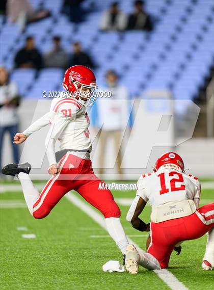 Thumbnail 2 in Seventy-First vs Hickory (NCHSAA 3A Finals) photogallery.