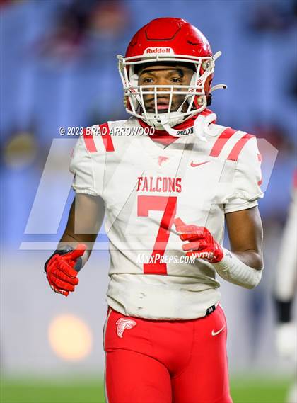 Thumbnail 3 in Seventy-First vs Hickory (NCHSAA 3A Finals) photogallery.