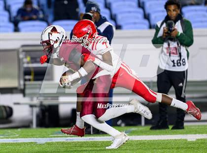 Thumbnail 3 in Seventy-First vs Hickory (NCHSAA 3A Finals) photogallery.