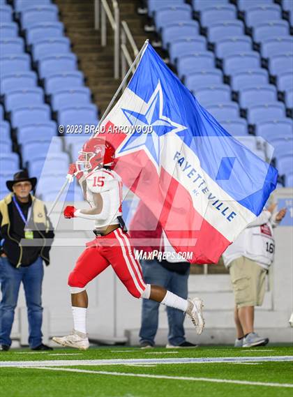 Thumbnail 3 in Seventy-First vs Hickory (NCHSAA 3A Finals) photogallery.