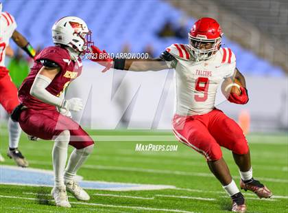 Thumbnail 2 in Seventy-First vs Hickory (NCHSAA 3A Finals) photogallery.